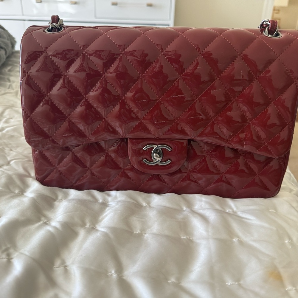 Chanel large bag Quilted brand new